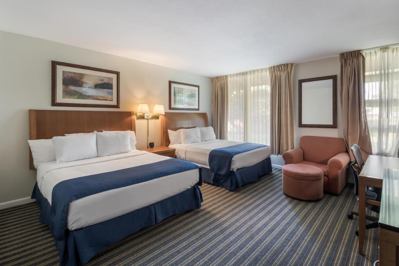 Americas Best Value Inn-Painted Post Экстерьер фото
